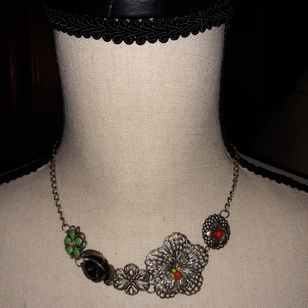 Nordstrom floral necklace/choker